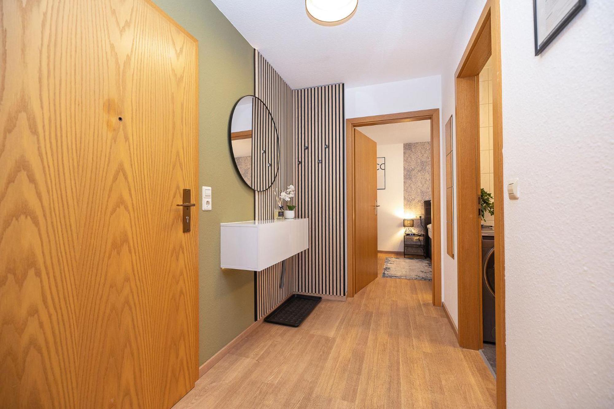 Luxx Home Bc, Zentral - Fuer 4 Personen - Balkon - Parken - Voll Ausgestattete Kueche Biberach an der Riß Eksteriør bilde